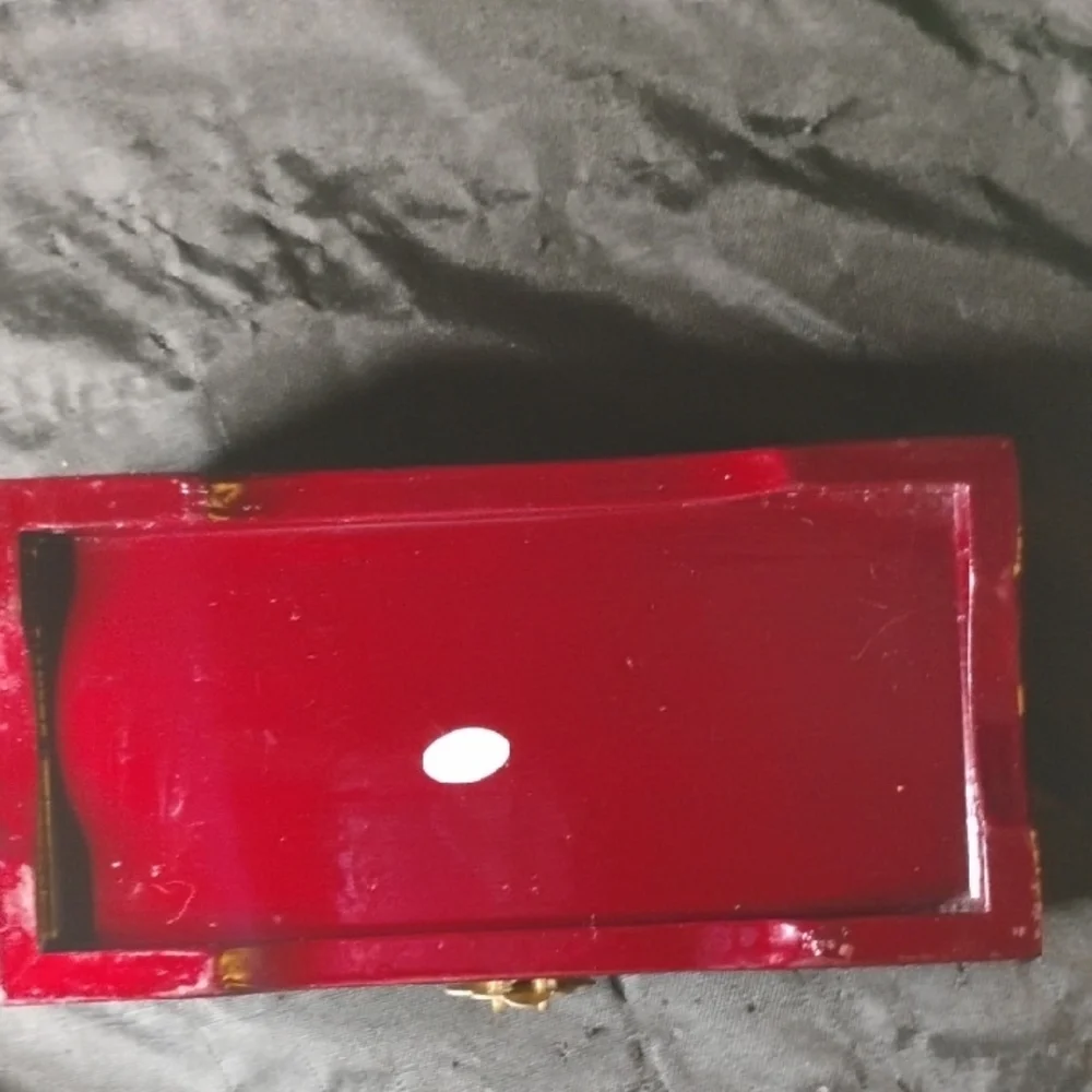 Vintage Red and Gold Jewelry Organizer